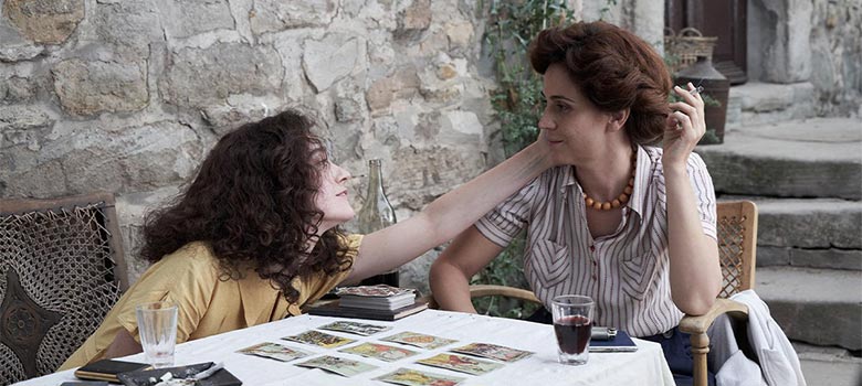 Leonora: La histeria, la leyenda y la persona