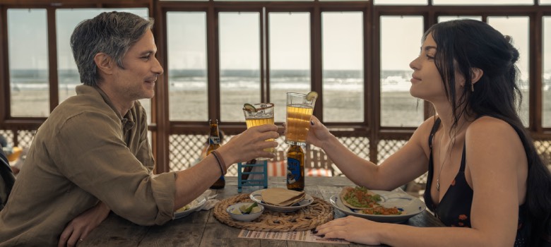 Gael García Bernal y Paulina Dávila, juntos en Santita